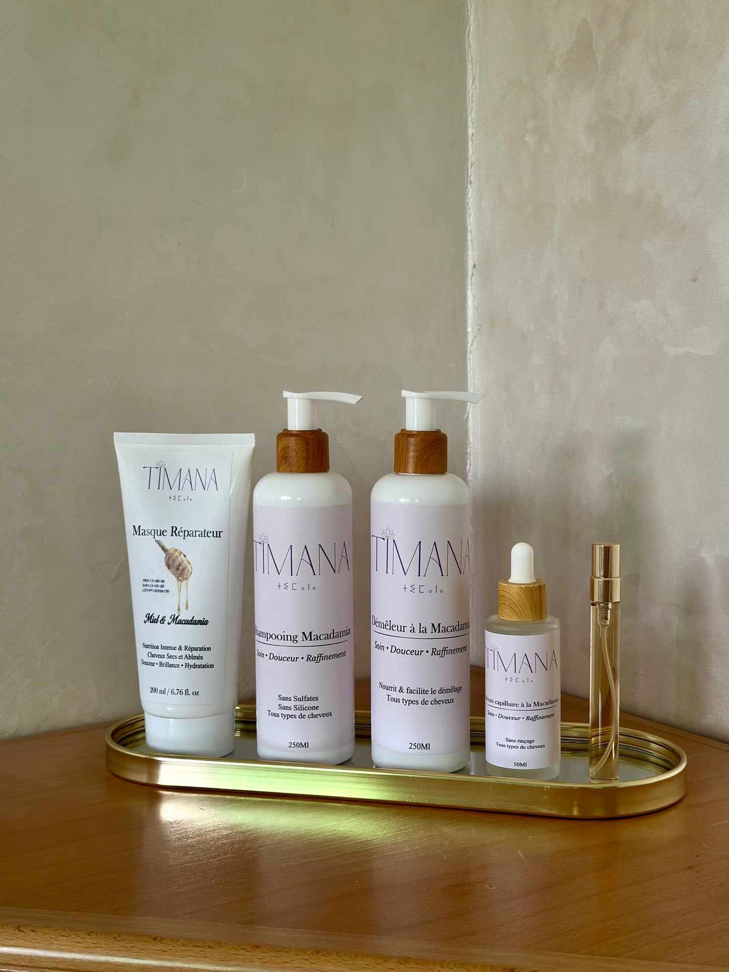 Shampooing+ après shampooing + masque + sérum + parfum miniature OFFERT